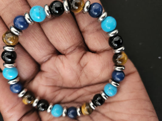 Crystal stones bracelet adventurine and lapis